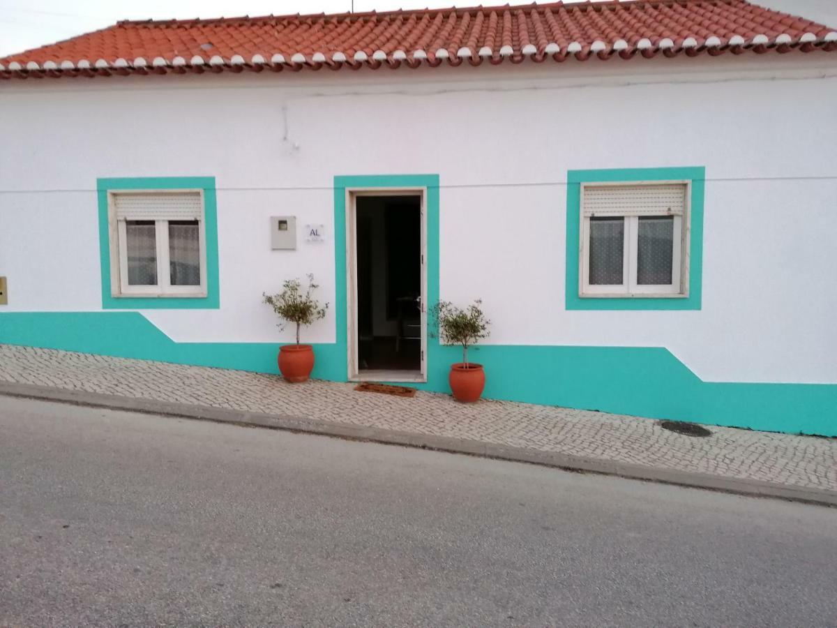 Carlo'S Beach Guest House Прая де Одесейши Екстериор снимка
