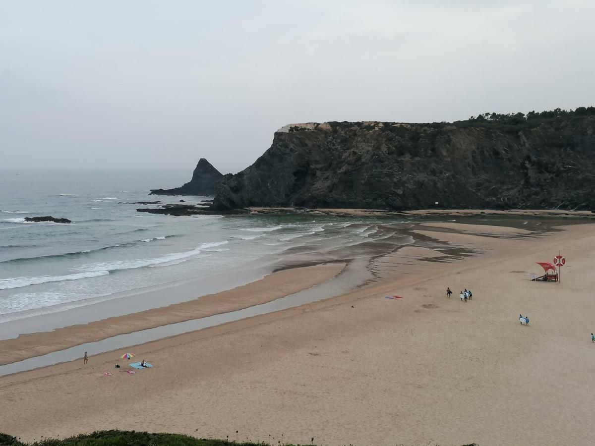 Carlo'S Beach Guest House Прая де Одесейши Екстериор снимка